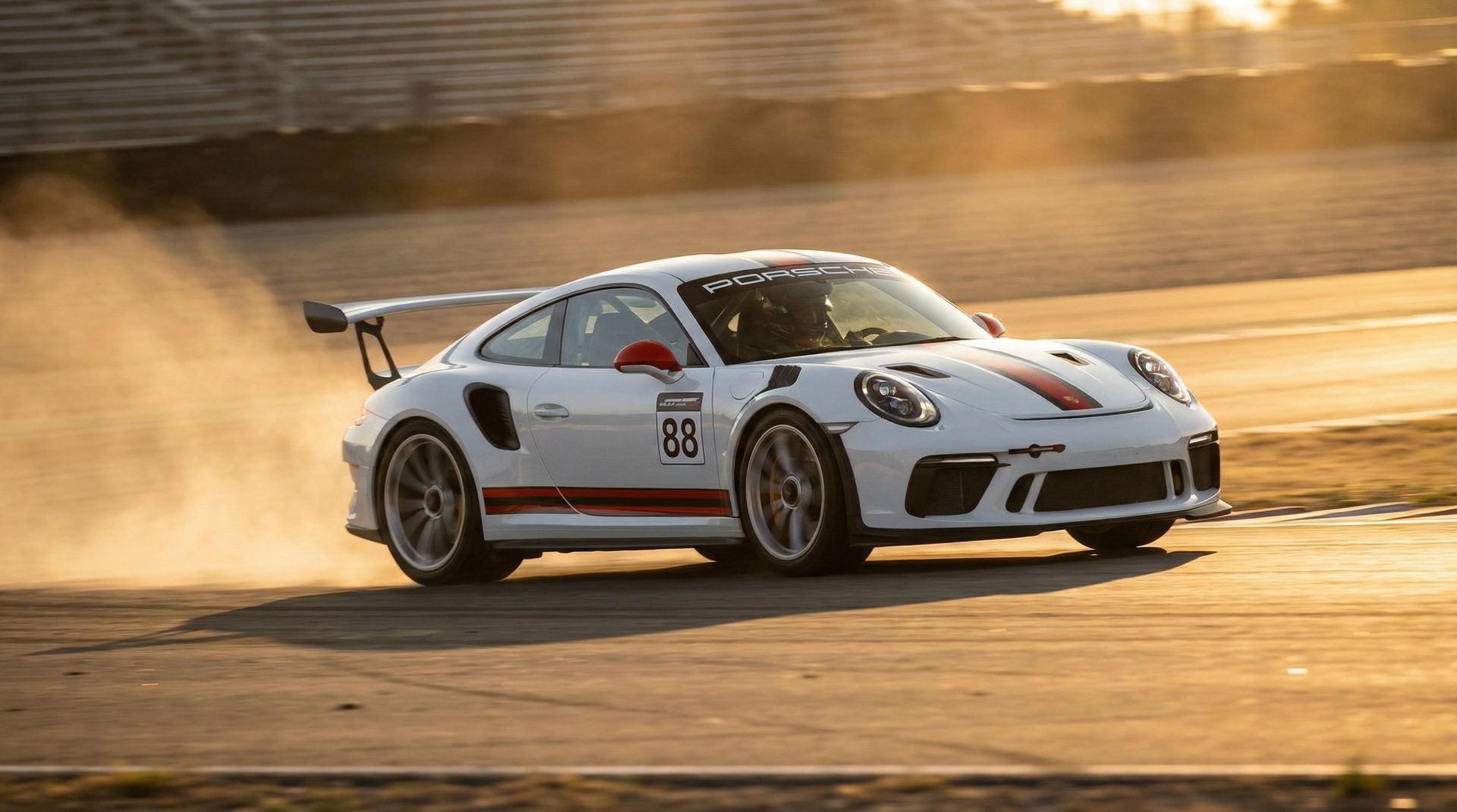 抖阴超跑赛道测评视频